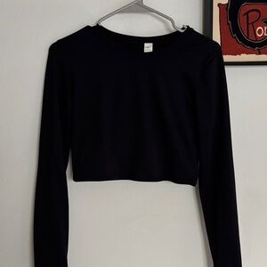 ALO Yoga Black Long Sleeve Crop Top